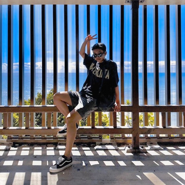 【임영웅】 BALENCIAGA 발렌시아가 테이프 타입 미디움 핏 티셔츠 페이디드 블랙 ▶매장-120만원◀