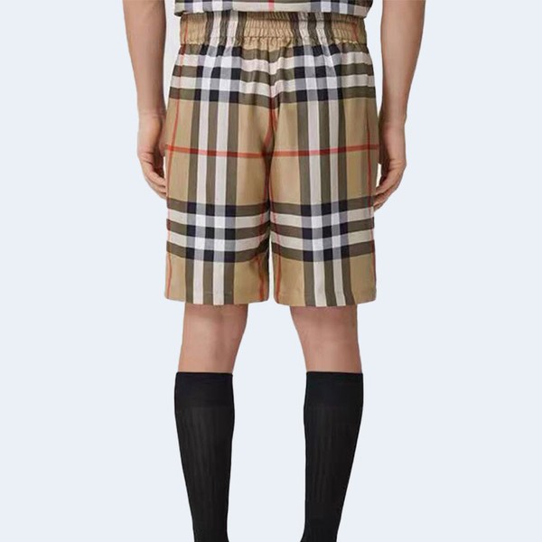 버버리 체크 실크 쇼츠 베이지
