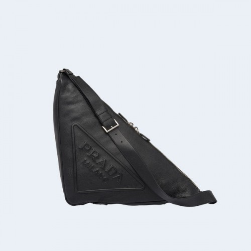프라다 가죽 트라이앵글 백