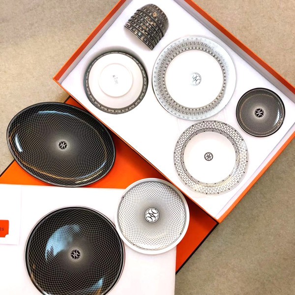 HERMES 에르메스 H Deco 미니멀 식기 세트 28PCS (6인)▶매장-830만원대◀