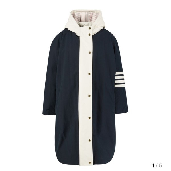 THOM BROWNE 톰브라운 네이비 나일론 캔버스 콘트라스트 4-바 다운필 후드 풋볼 파카 ▶매장-396만원대◀